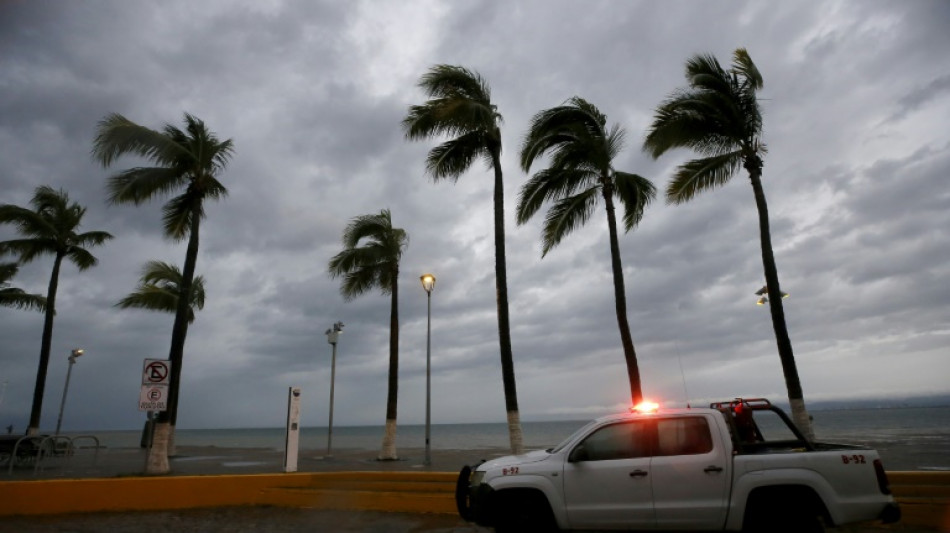 Lidia fait un mort au Mexique avant de s'affaiblir en tempête tropicale