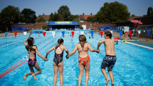 DLRG nimmt 2022 doppelt so viele Schwimmabzeichen ab wie im Vorjahr