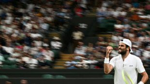 Berrettini elimina Zverev e vai enfrentar Alcaraz nas oitavas de Wimbledon