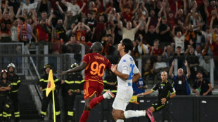 Roma atropela Empoli (7-0) e sobe para 12º no Italiano