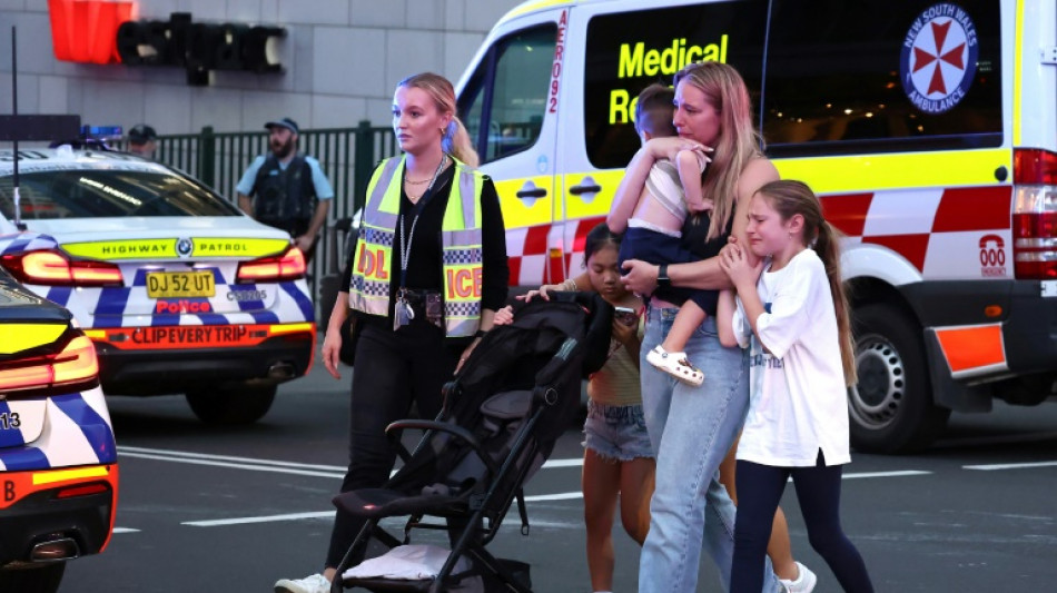 Angreifer ersticht fünf Menschen in Einkaufszentrum in Sydney