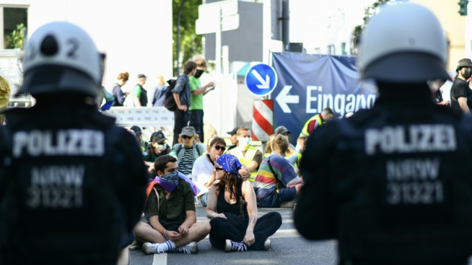 Essener Polizei meldet ruhige Nacht nach heftigen Protesten gegen AfD-Parteitag