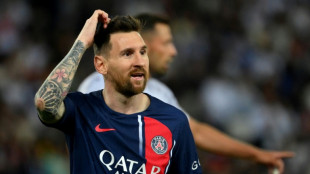 PSG perde para Clermont na despedida de Messi; Auxerre é rebaixado