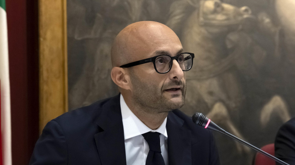 Strisciuglio, ogni anno da Rfi 350 milioni manutenzione stazioni