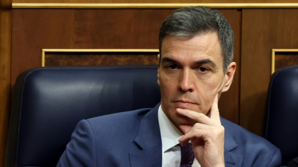 En Espagne, le silence de Pedro Sánchez au centre de toutes les discussions