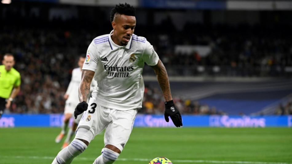 Éder Militão renova com o Real Madrid até 2028