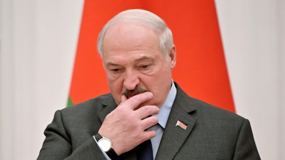 EU verhängt Sanktionen gegen 22 belarussische Miliärs