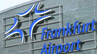 Klimaaktivisten legen Flugverkehr in Frankfurt zweitweise lahm