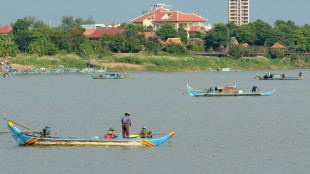 Tres detenidos tras un naufragio en Camboya que deja once niños muertos