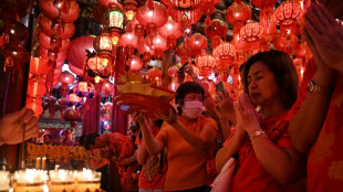 'Buzzing' Bangkok celebrates Lunar New Year