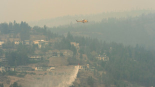 El fuego avanza en el oeste de Canadá y miles de personas han sido evacuadas