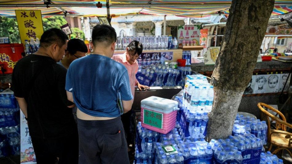 China swelters under record heat