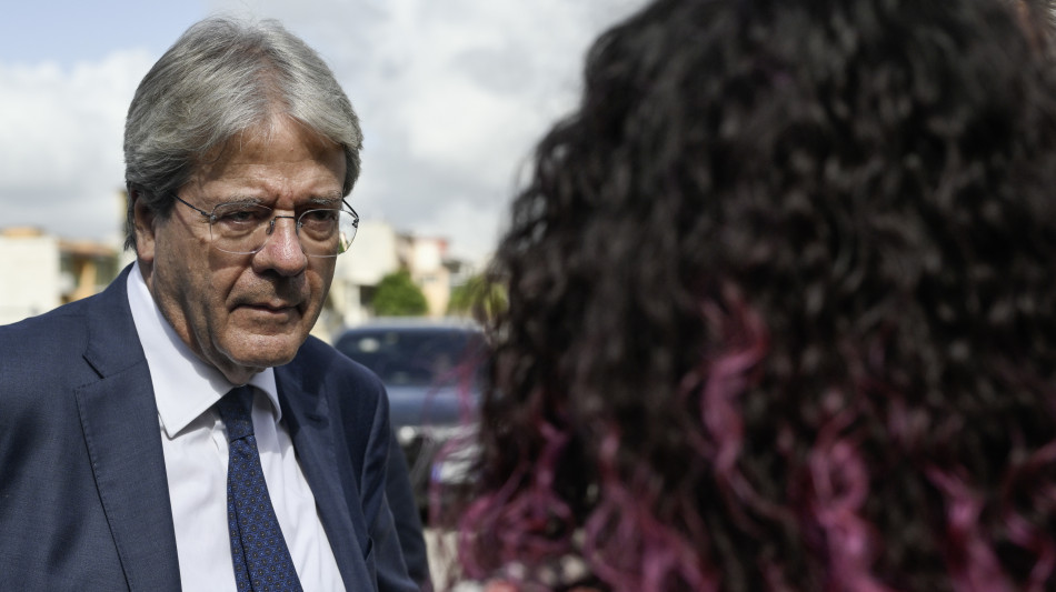 Gentiloni, l'Italia stia con Kiev, evitare le distinzioni