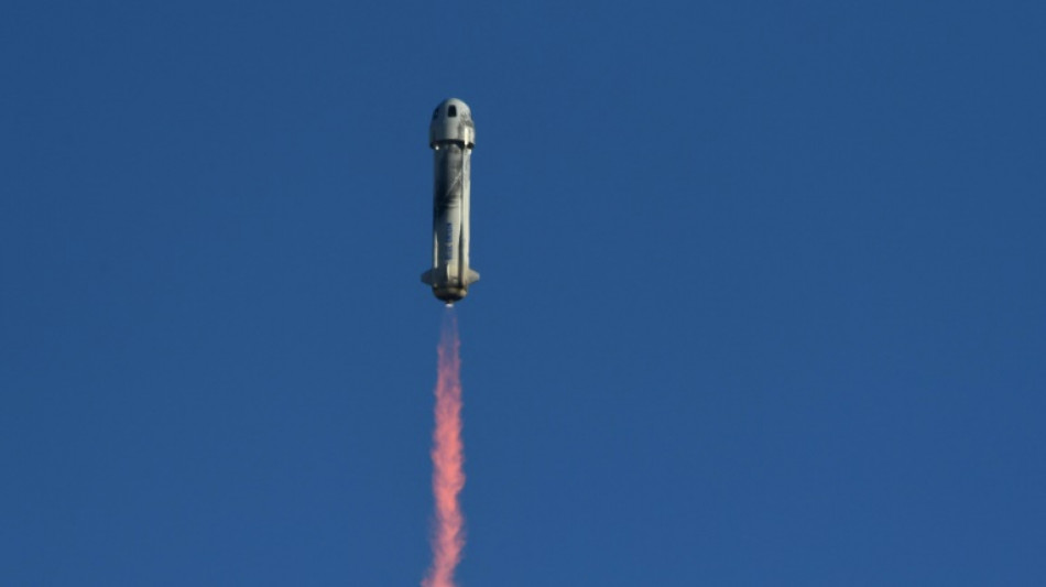 Blue Origin schickt erstmals Ägypterin und Portugiesen ins All