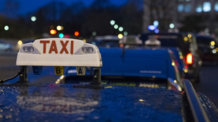 Près de 2.500 taxis en procès contre Uber qu'ils accusent de concurrence déloyale