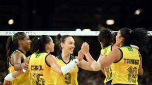 Brasil estreia no vôlei feminino dos Jogos com vitória sobre o Quênia