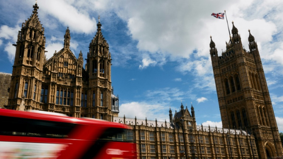 Britisches Unterhaus tritt nach Wahl zu konstituierender Sitzung zusammen