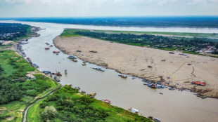 Amazon drought leaves Colombian border town high and dry