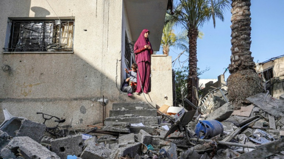 Frappes et combats à Gaza, requête à La Haye pour un cessez-le-feu