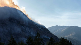 Decenas de miles de personas evacuadas por incendios en norte y oeste de Canadá