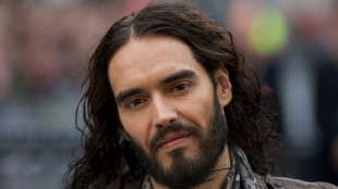 Accusations de viols contre Russell Brand: ses anciens employeurs enquêtent en interne