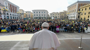 Papa elogia "la resiliencia" de L'Aquila tras el terremoto de 2009