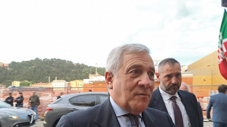 Tajani, 'sto seguendo la situazione in Iran minuto per minuto'