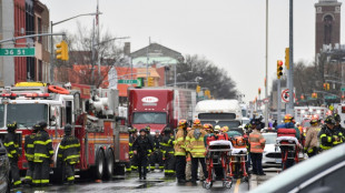 La police de New York lancée aux trousses d'un tireur du métro, qui a fait 23 blessés