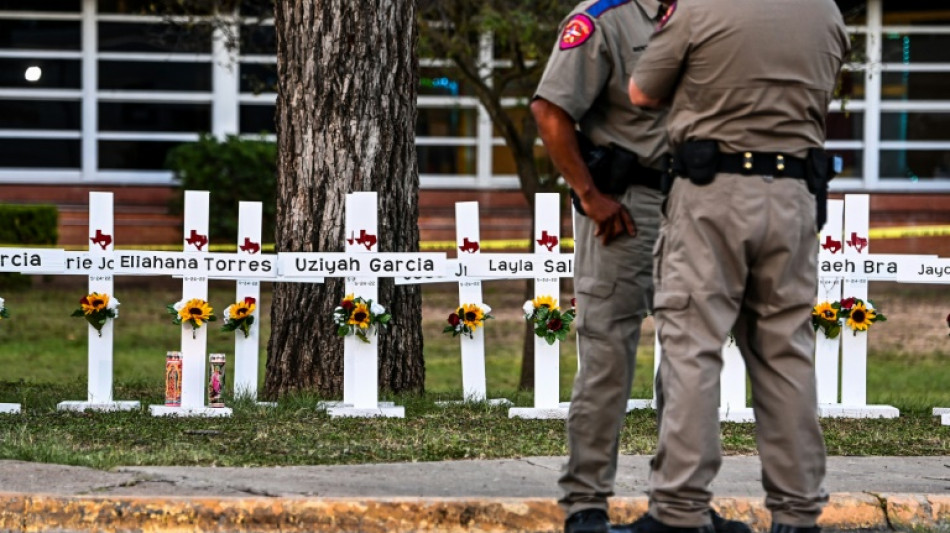 Asociación Nacional del Rifle realiza convención en Texas, donde una masacre dejó 21 muertos