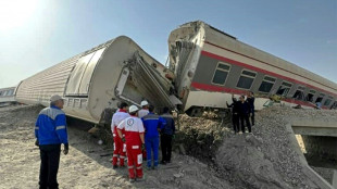 Au moins 17 morts dans le déraillement d'un train en Iran 