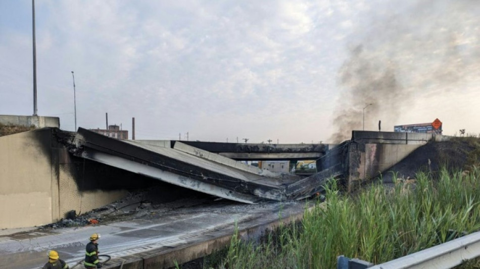 Transitada autopista de EEUU se derrumba en Filadelfia