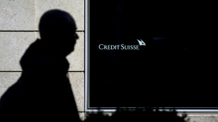 Credit Suisse se recupera en la bolsa tras el apoyo del banco central suizo