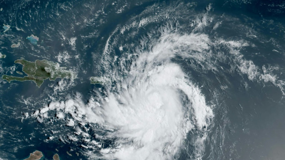 Tempête Ernesto: la Guadeloupe repasse en vigilance jaune 