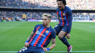 El Barça consolida su liderato y complica todavía más al Valencia