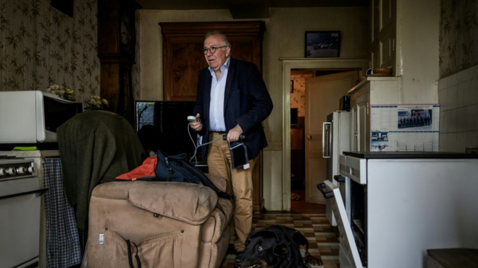 Sur la route des européennes - Dans la voiture d'un médecin de campagne, "lueur d'espoir" 