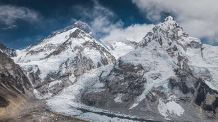 Alpinista keniano muore a pochi metri dalla vetta dell'Everest