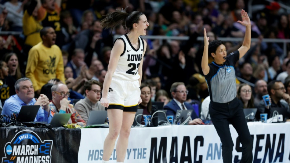 Caitlin Clark, phénomène du basket universitaire qui fait briller les yeux des Américains