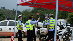 Accident d'avion en Chine: pas de trace de survivants, ni de boîtes noires