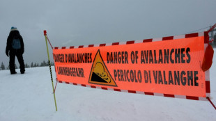 Sube a seis el balance de muertos en una avalancha en los Alpes franceses