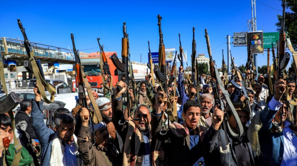 Consejo de Seguridad de la ONU extiende a todos los hutíes embargo de armas en Yemen