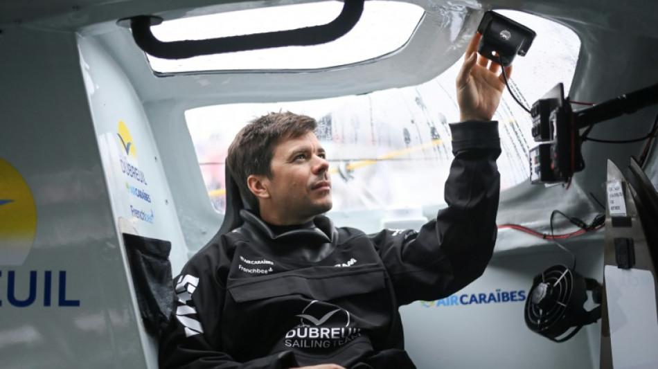 Vendée Globe: Sébastien Simon nouveau leader, le chassé-croisé continue