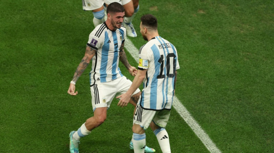 Messi no está tan solo con Argentina en el Mundial-2022