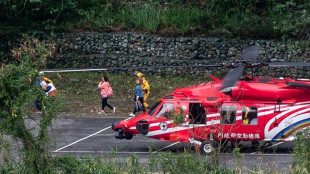 Taiwan helicopters pluck quake-stranded tourists to safety