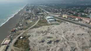 El polvo, última amenaza para supervivientes del terremoto en Turquía