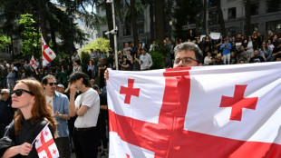 Géorgie : des milliers de manifestants après un premier vote d'une loi sur l'"influence étrangère"