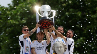 Espagne: le Real Madrid célèbre son 36e titre de champion, déjà tourné vers l'avenir