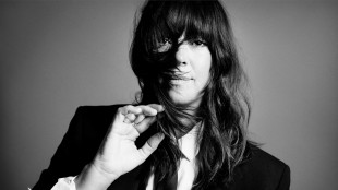 La cantautrice Cat Power fa rivivere il mito di Bob Dylan