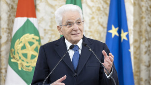 Mattarella, estinguere i fuochi di guerra in Europa