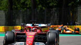 Ferrari-Pilot Leclerc mit Bestzeit im ersten Training