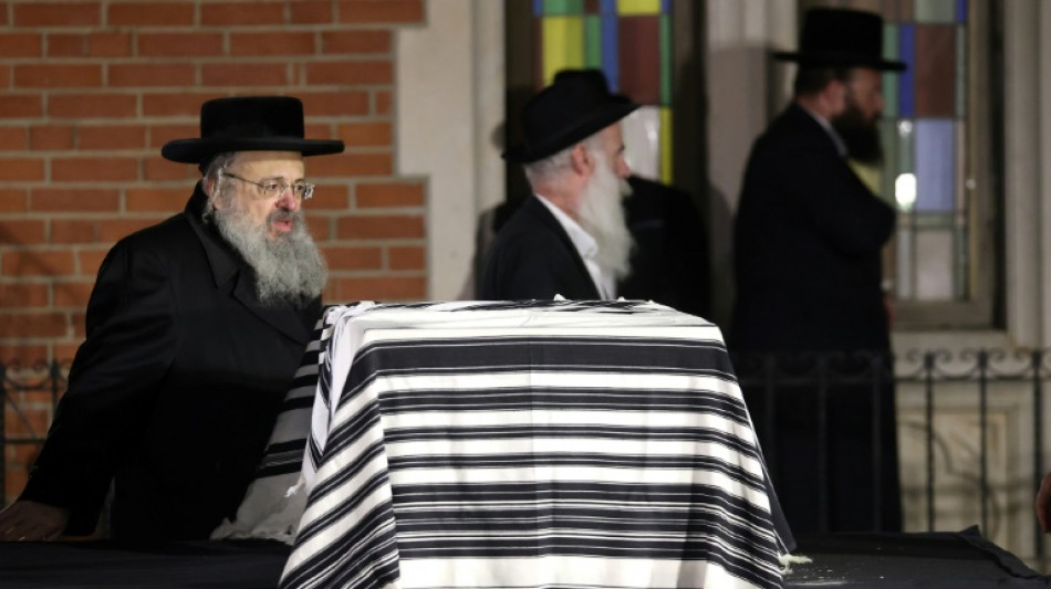 Ultraorthodoxe nehmen in Israel Abschied von in Emiraten getötetem Rabbiner